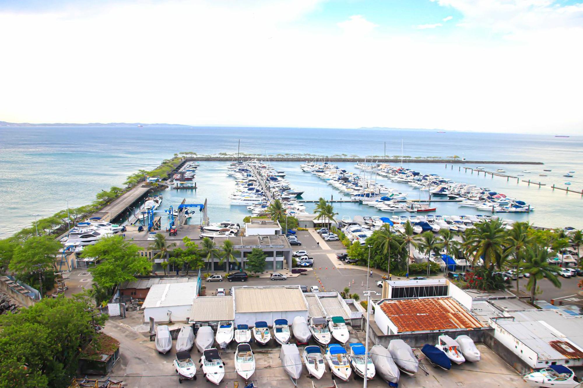 Cloc Marina Vista Mar P/ A Baia De Todos Os Santos Lägenhet Salvador Exteriör bild