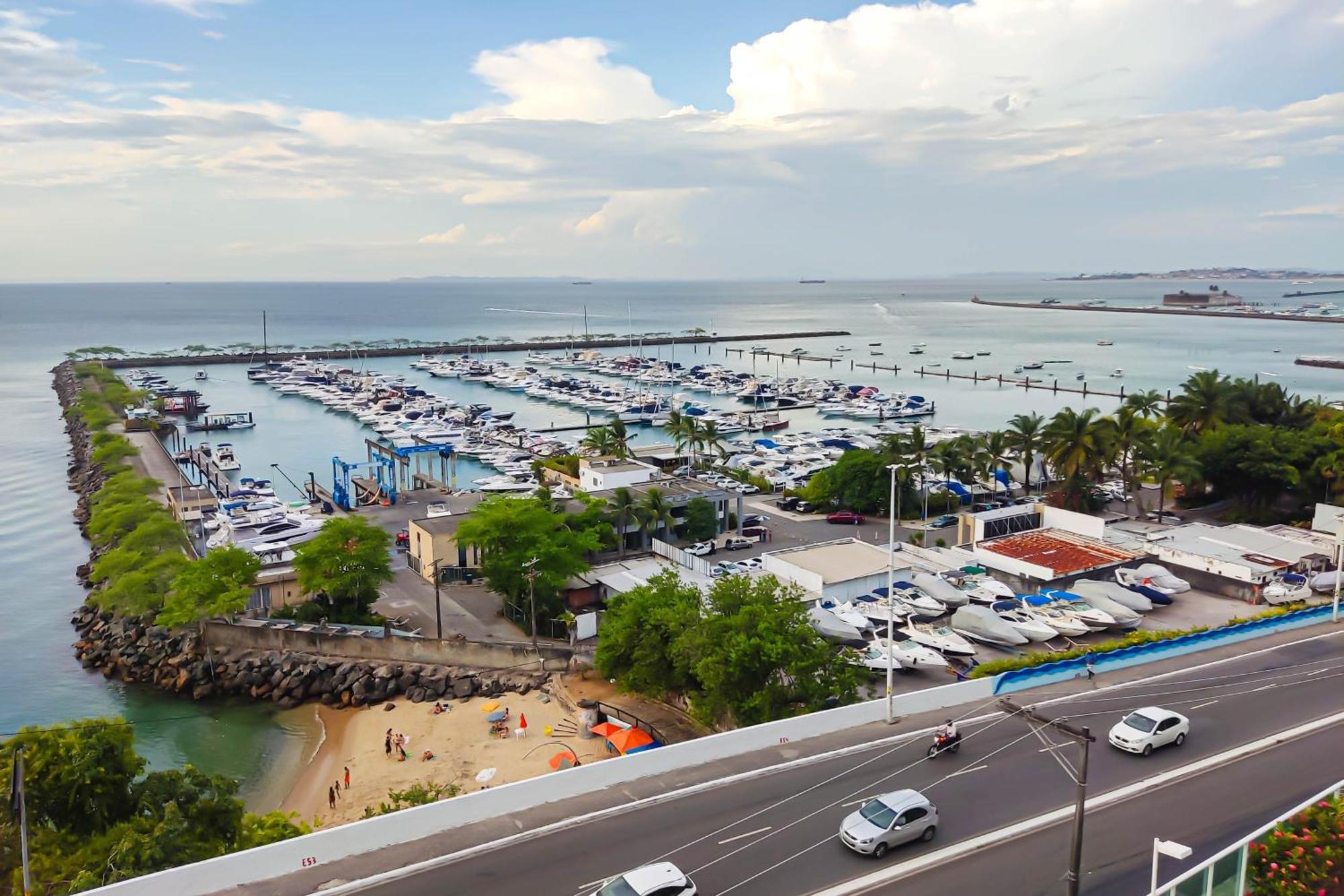 Cloc Marina Vista Mar P/ A Baia De Todos Os Santos Lägenhet Salvador Exteriör bild