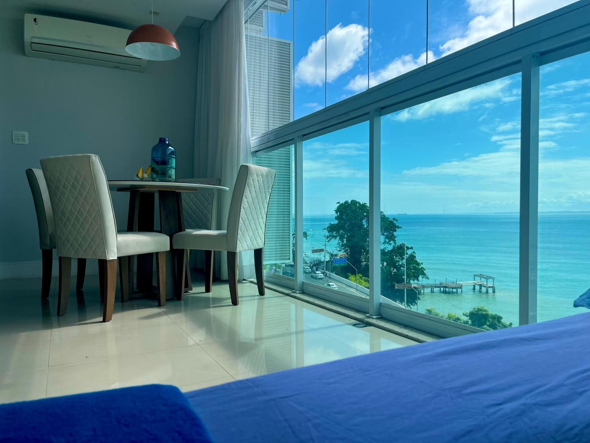 Cloc Marina Vista Mar P/ A Baia De Todos Os Santos Lägenhet Salvador Exteriör bild